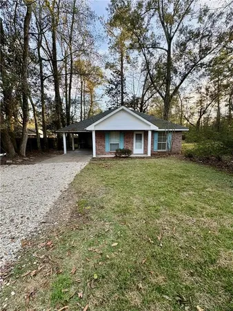 $1,600 | 209 West Edwards Street, Covington, LA 70433
