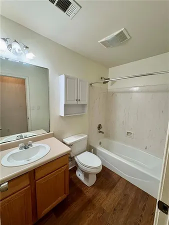 $1,600 | 209 West Edwards Street, Covington, LA 70433