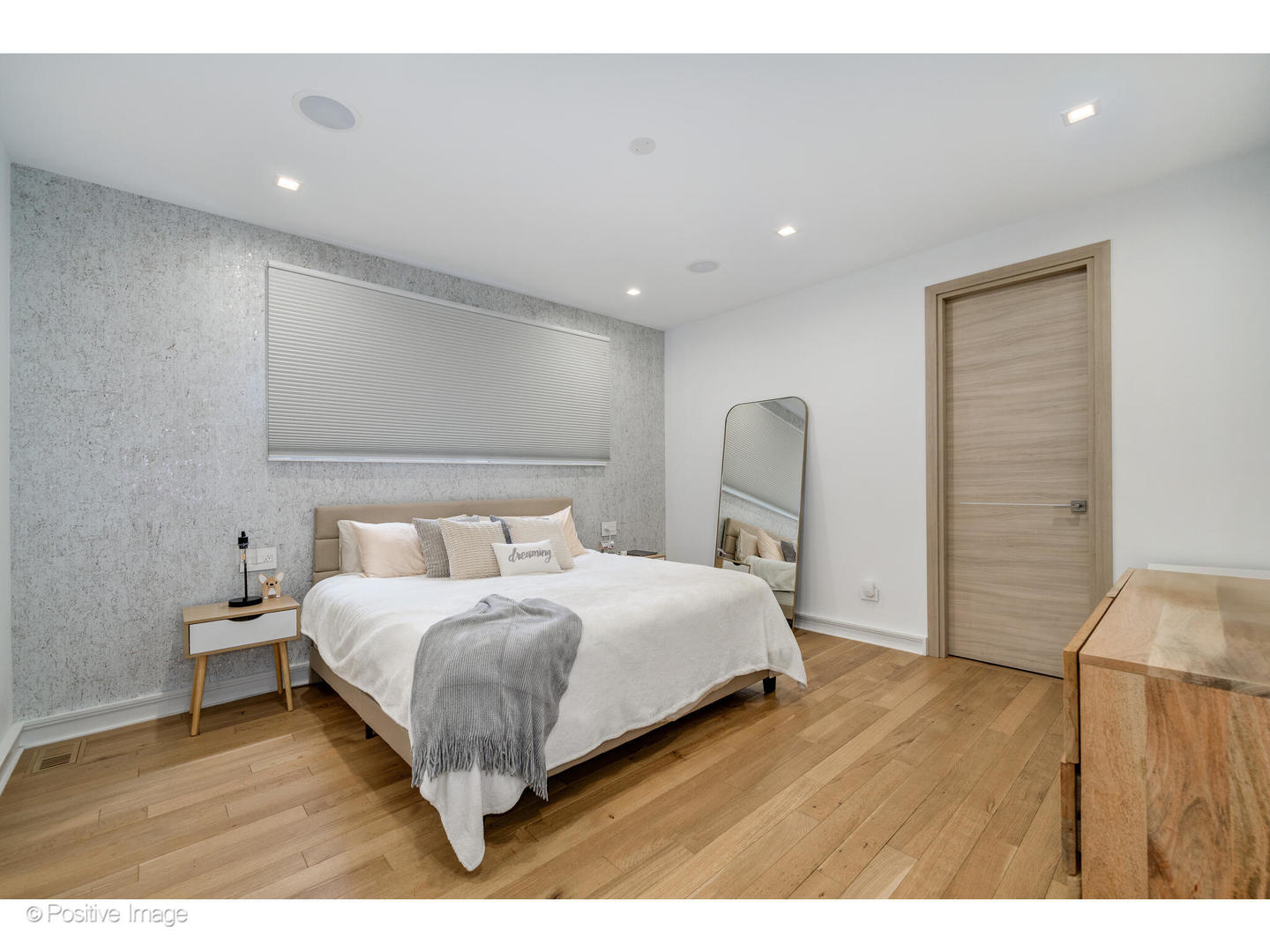513 North May Street, Unit 1 Chicago, IL 60642 - Photo 11 of 24