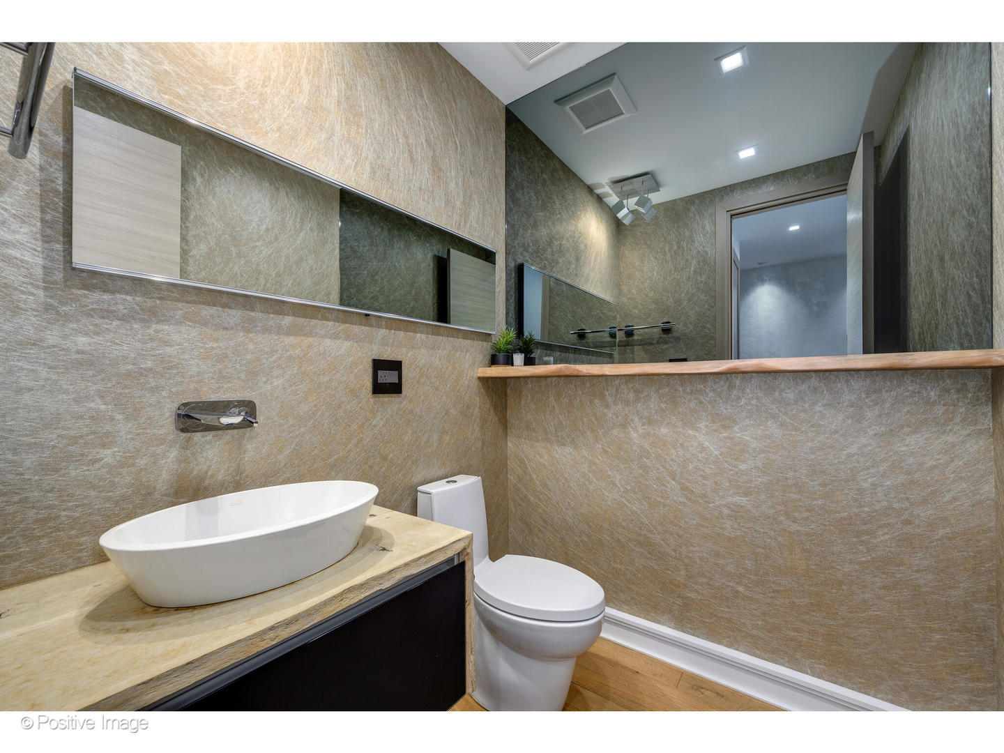 513 North May Street, Unit 1 Chicago, IL 60642 - Photo 10 of 24