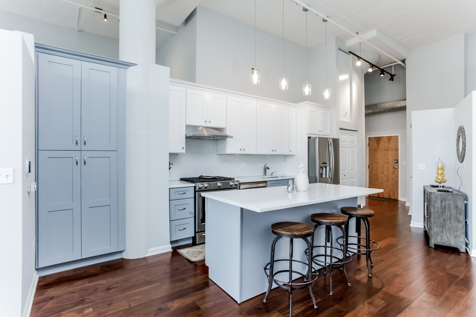 1525 South Sangamon Street, Unit 706P Chicago, IL 60608 - Photo 3 of 16