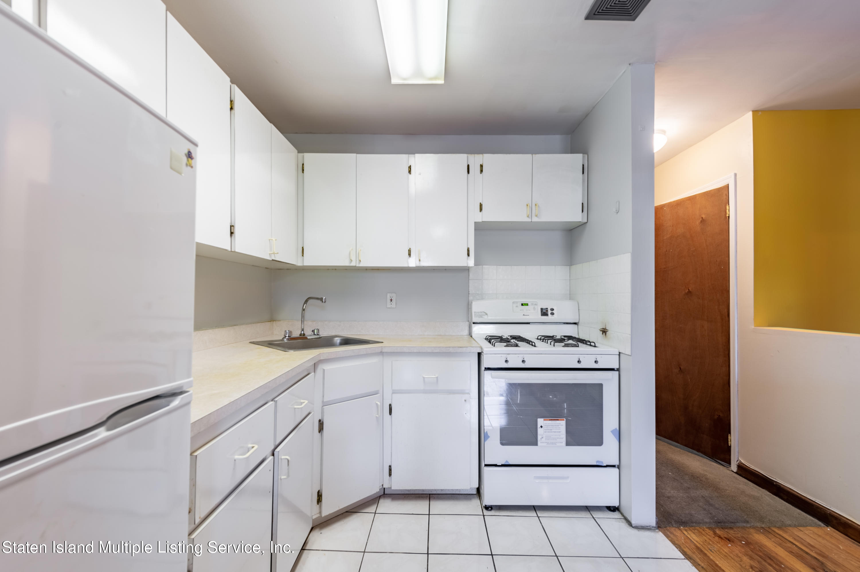 1236 Saint Marks Avenue Brooklyn, NY 11213 - Photo 8 of 16 SS_Danielle Bentley_10