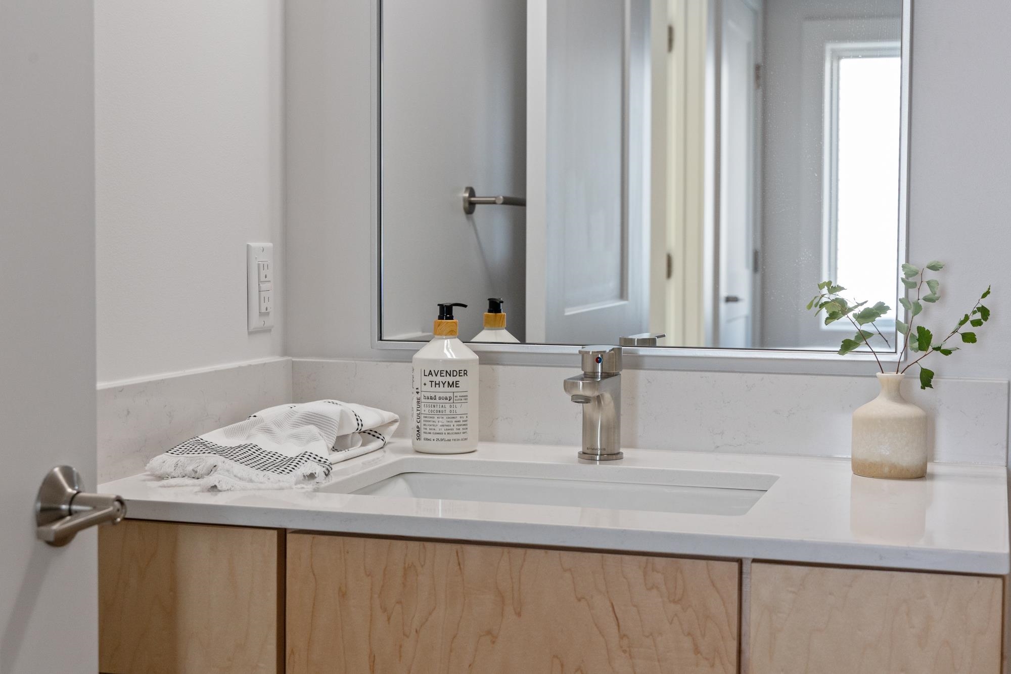 43 Adams Street Burlington, VT 05401 - Photo 35 of 57