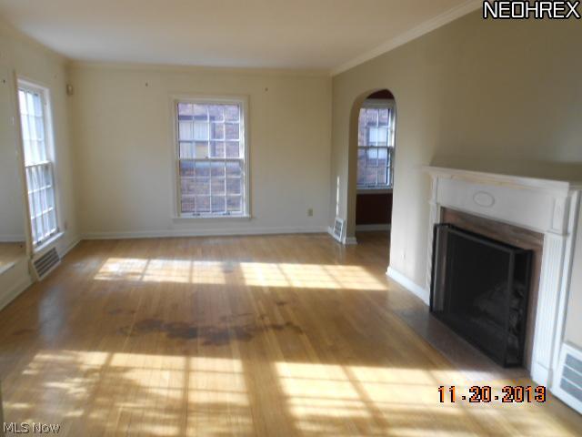 3945 Northampton Road Cleveland Heights, OH 44121 - Photo 3 of 21