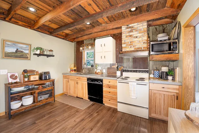 $410,000 | 22061 Camber Avenue, Jordan, MN 55352