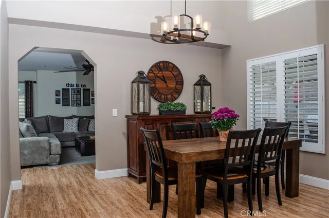 $885,000 | 27625 Moonlight Place, Castaic, CA 91384