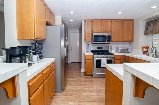 $885,000 | 27625 Moonlight Place, Castaic, CA 91384