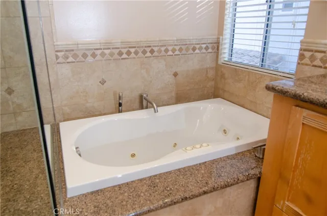 $885,000 | 27625 Moonlight Place, Castaic, CA 91384