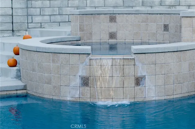 $885,000 | 27625 Moonlight Place, Castaic, CA 91384