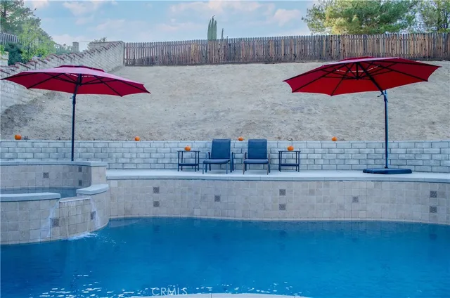 $885,000 | 27625 Moonlight Place, Castaic, CA 91384