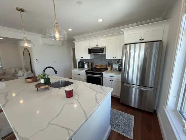 $4,000 | 1152 Bennington Street, Unit 3, Boston, MA 02128