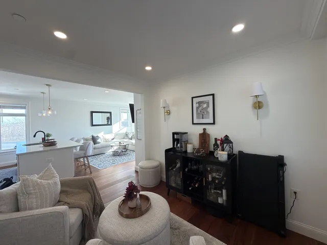 $4,000 | 1152 Bennington Street, Unit 3, Boston, MA 02128