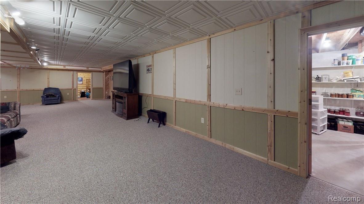 3130 North Lakeshore Road Deckerville, MI 48427 - Photo 48 of 53 3130-Lakeshore-Garage(1).jpg