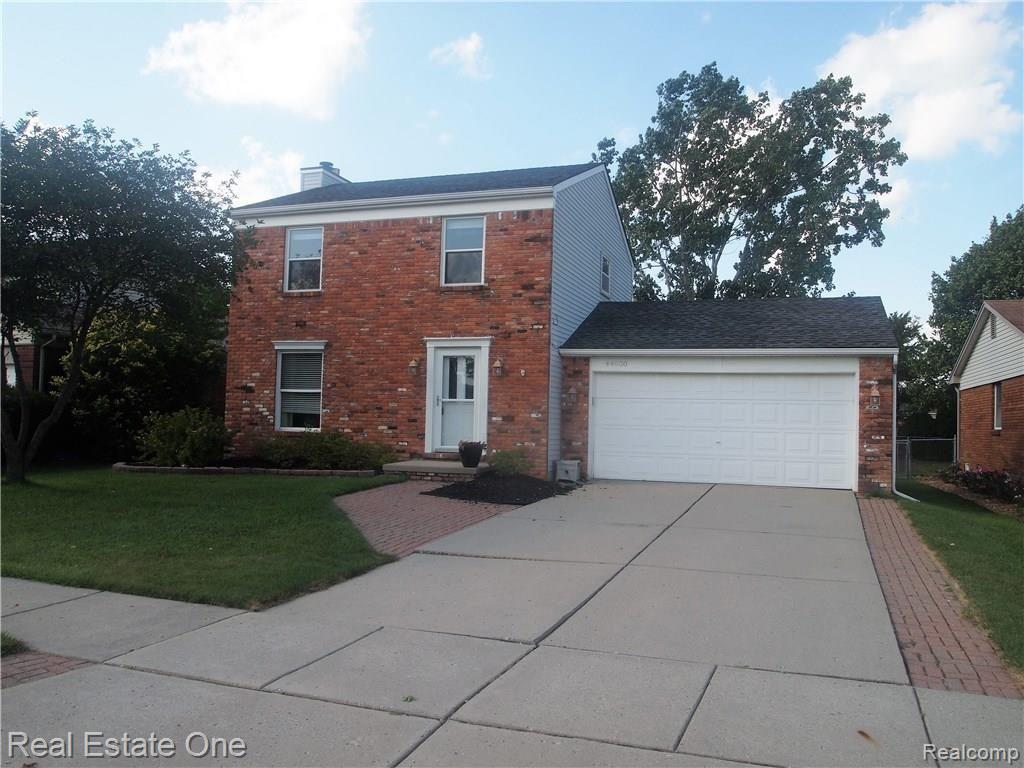 44030 Applewood Road Canton, MI 48188 - Photo 1 of 15 P1016235.JPG