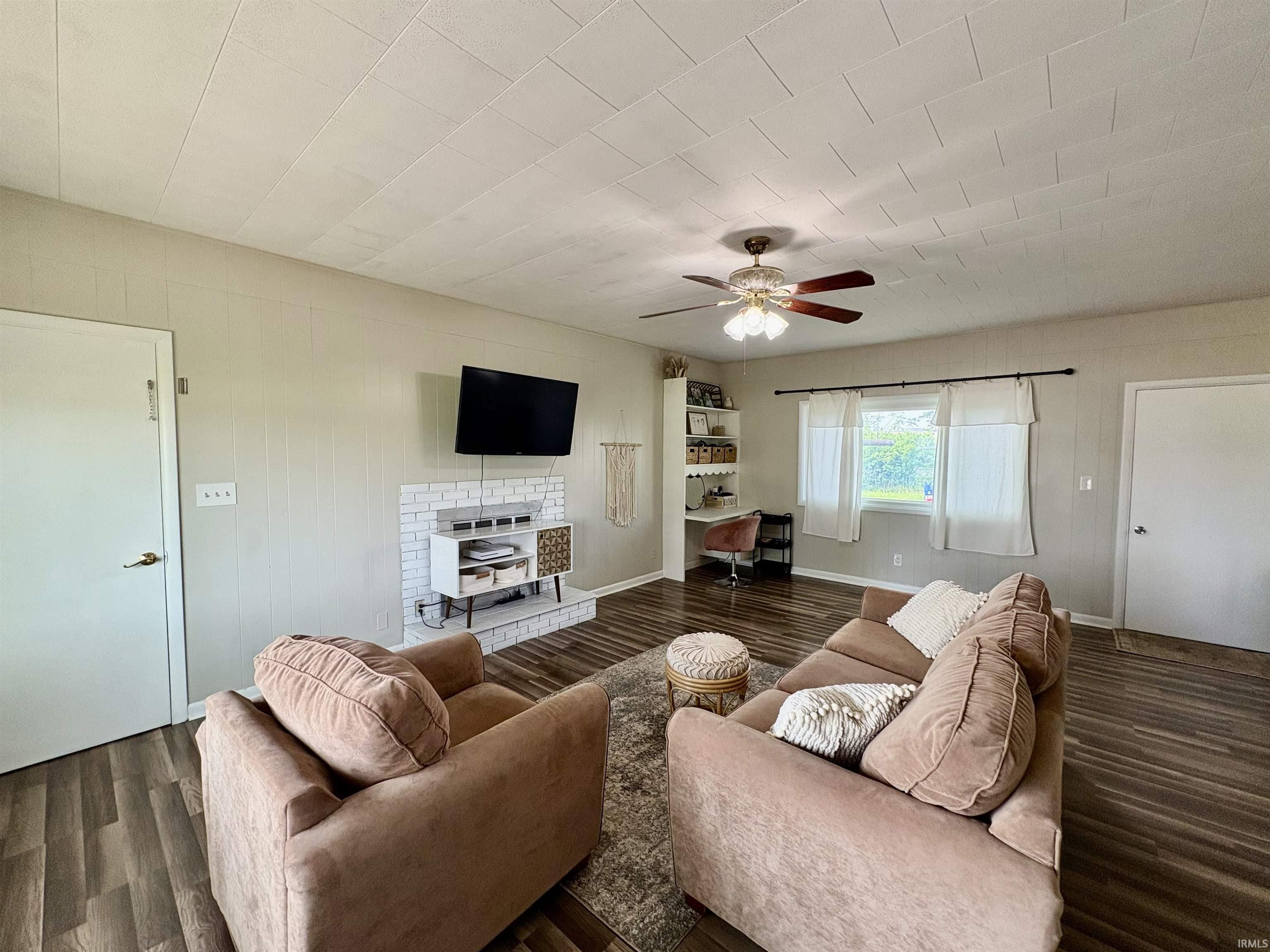 609 West Dustman Road Bluffton, IN 46714 - Photo 20 of 33 Gallery Image 20