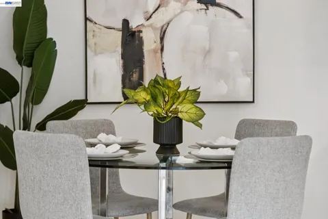 $275,000 | 150 Pearl Street, Unit 106, Oakland, CA 94611