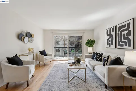 $275,000 | 150 Pearl Street, Unit 106, Oakland, CA 94611