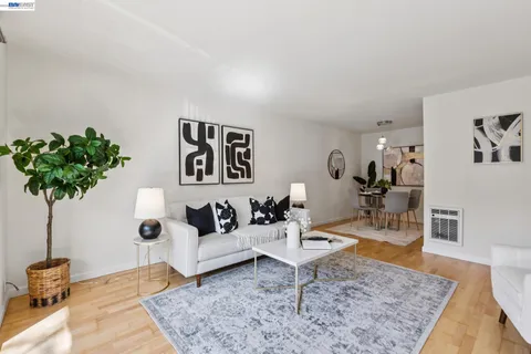 $275,000 | 150 Pearl Street, Unit 106, Oakland, CA 94611