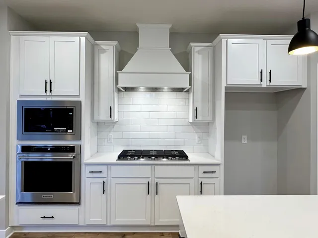 $644,990 | 1526 Clover Preserve Way, Chaska, MN 55318