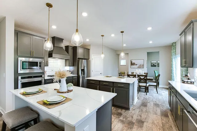 $644,990 | 1526 Clover Preserve Way, Chaska, MN 55318