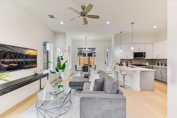 $699,000 | 2006 South L Davis Avenue, Unit 2, Austin, TX 78702