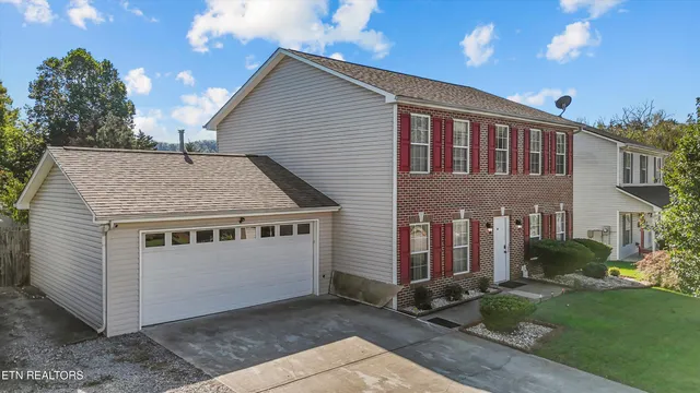$429,900 | 7256 Haynesfield Lane, Knoxville, TN 37918