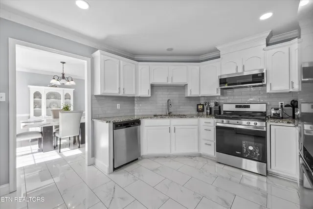 $429,900 | 7256 Haynesfield Lane, Knoxville, TN 37918