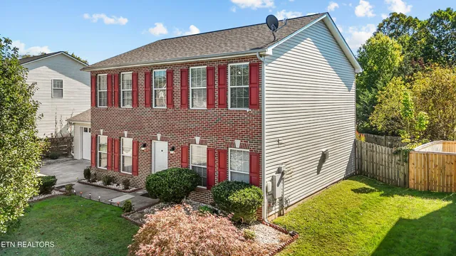 $429,900 | 7256 Haynesfield Lane, Knoxville, TN 37918