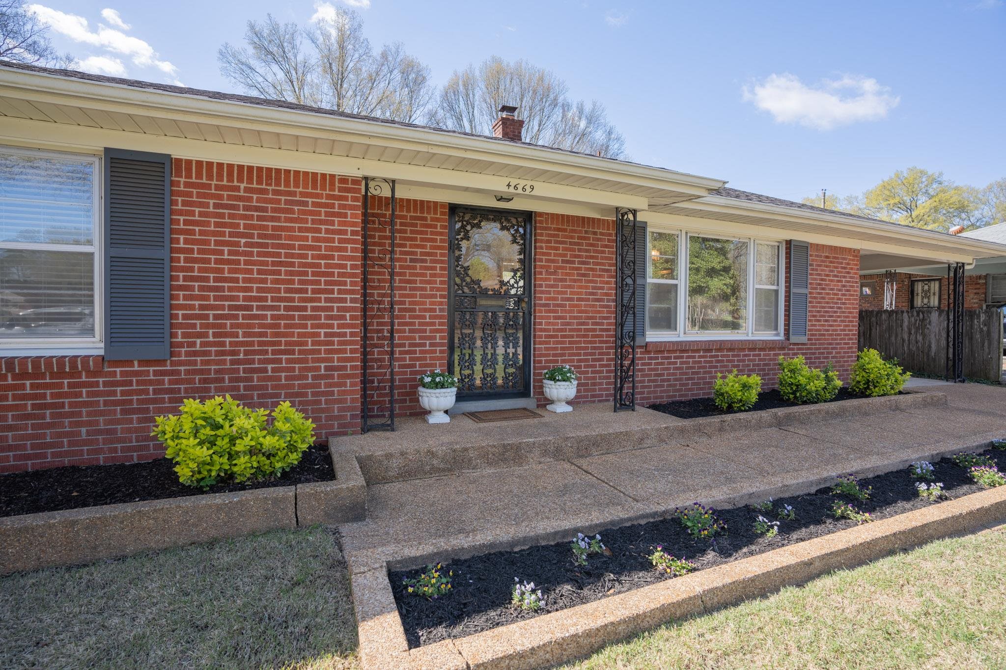 4669 East Dearing Road Memphis, TN 38117 - Photo 3 of 26 Gallery Image 3