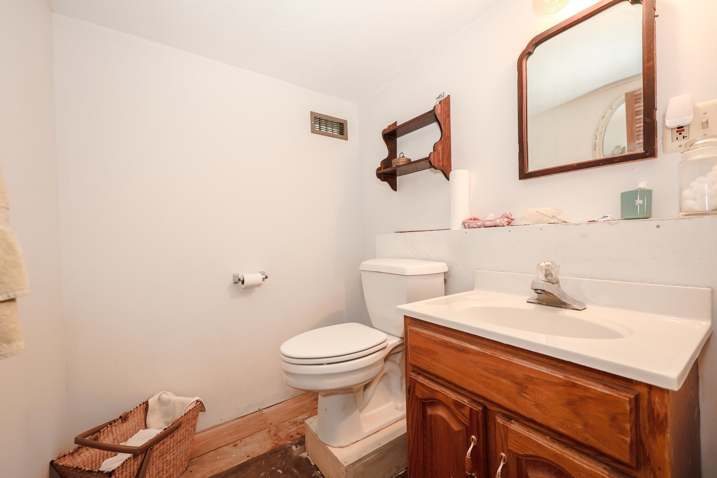 4 Youngs Hill Road Loudon, NH 03307 - Photo 29 of 49