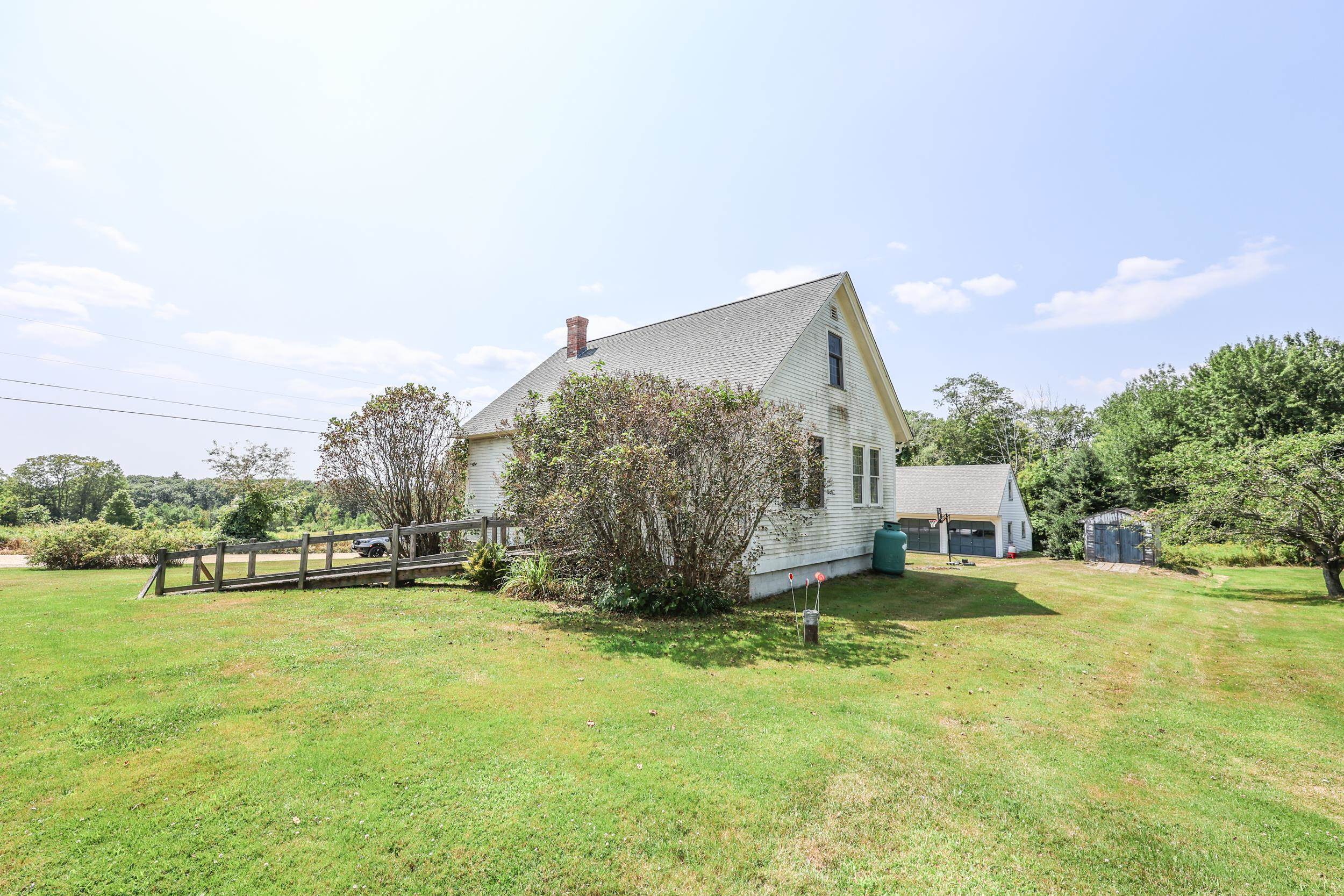 4 Youngs Hill Road Loudon, NH 03307 - Photo 9 of 49