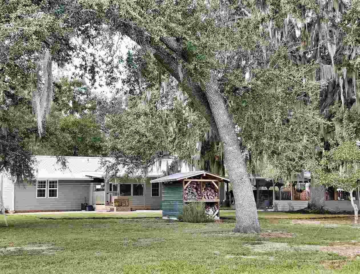 1238 Northeast Garden Road Madison, FL 32340 - Photo 5 of 35
