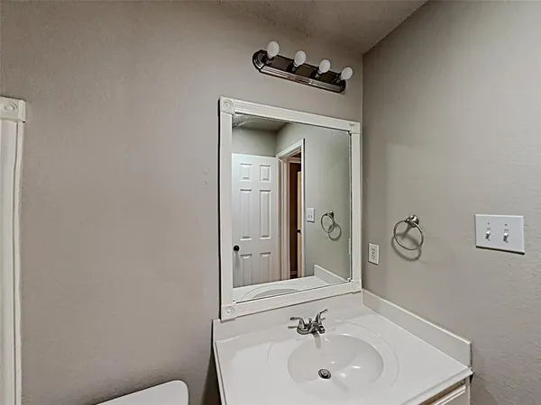 $2,050 | 2006 Brook Meadow Drive, Forney, TX 75126