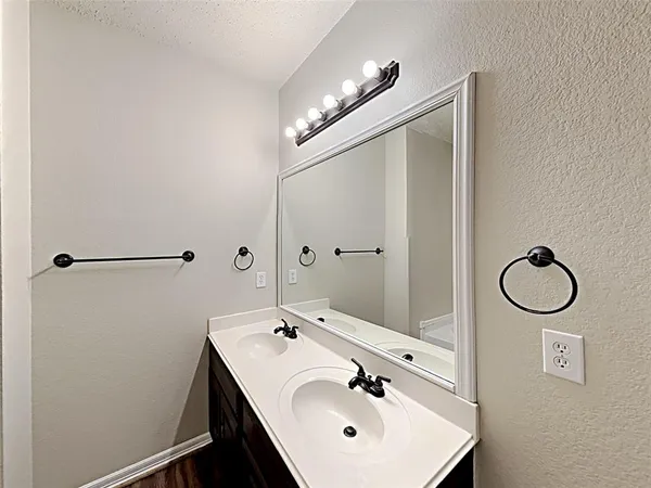 $2,050 | 2006 Brook Meadow Drive, Forney, TX 75126