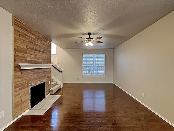 $2,050 | 2006 Brook Meadow Drive, Forney, TX 75126