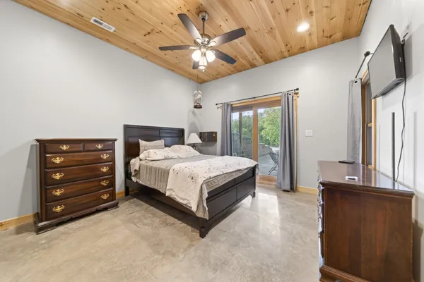 $3,200,000 | 480 Mobley Road, Clarksville, TN 37043