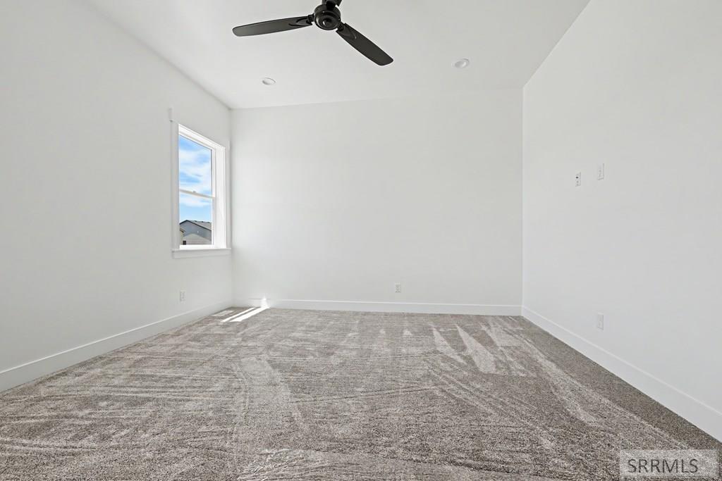 3148 Elixir Road Ammon, ID 83406 - Photo 4 of 14 Primary Suite