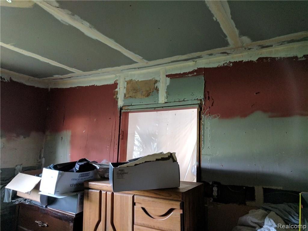 47271 Ecorse Road Belleville, MI 48111 - Photo 28 of 44 IMG_20170530_121845.jpg