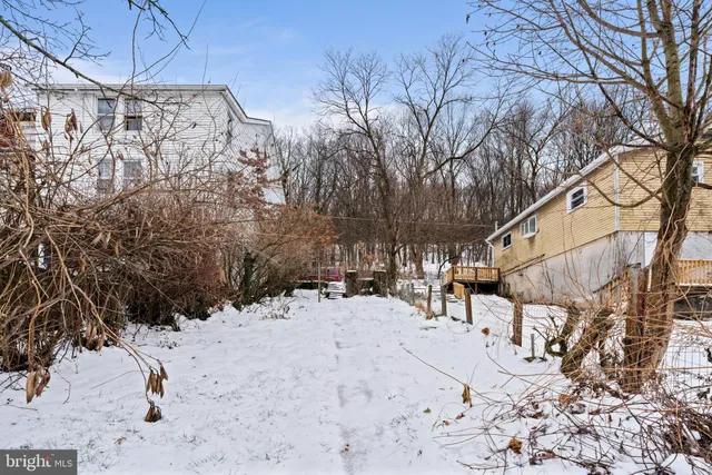 $135,000 | 328 West Abbott Street, Lansford, PA 18232