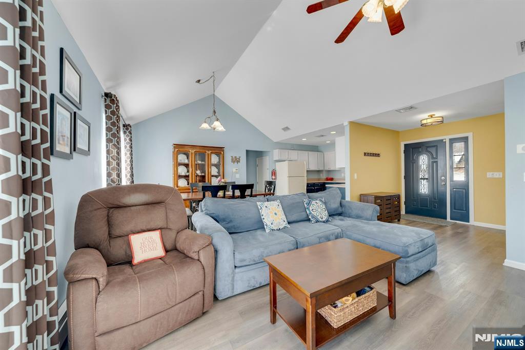 5656 Berkshire Valley Road Oak Ridge, NJ 07438 - Photo 11 of 35