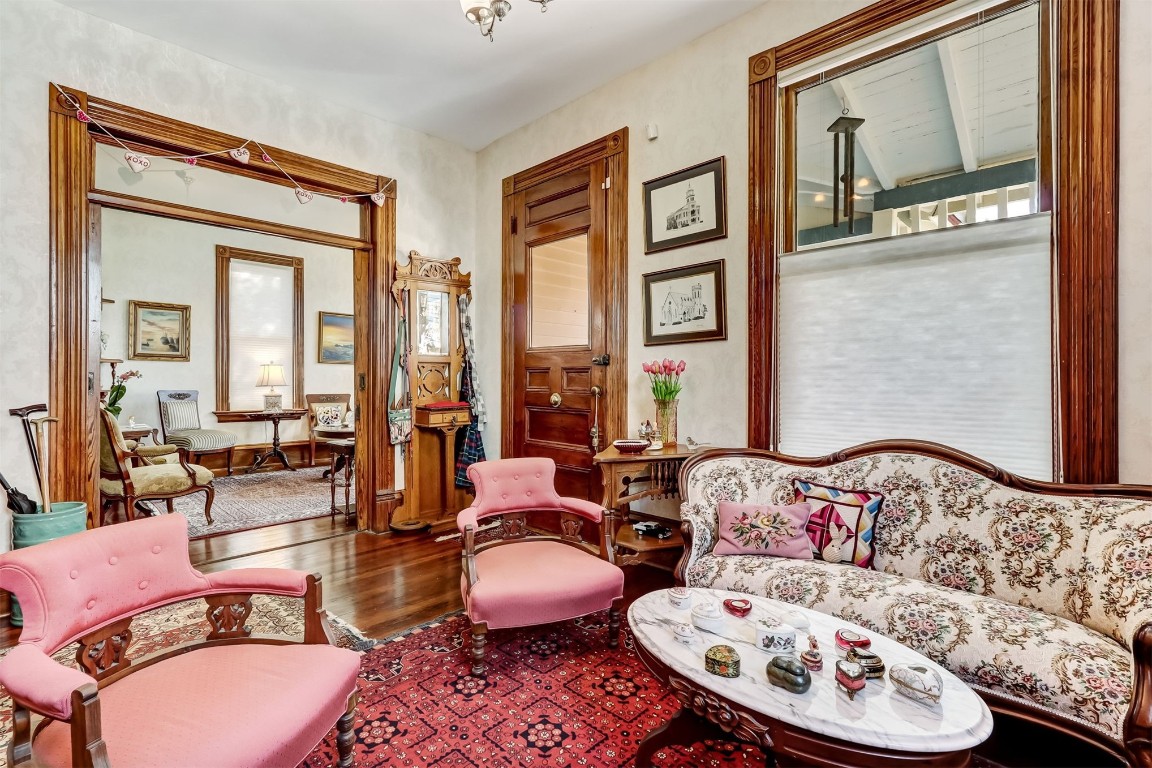 22 North 4th Street Fernandina Beach, FL 32034 - Photo 12 of 100 a living room with furniture and a large window