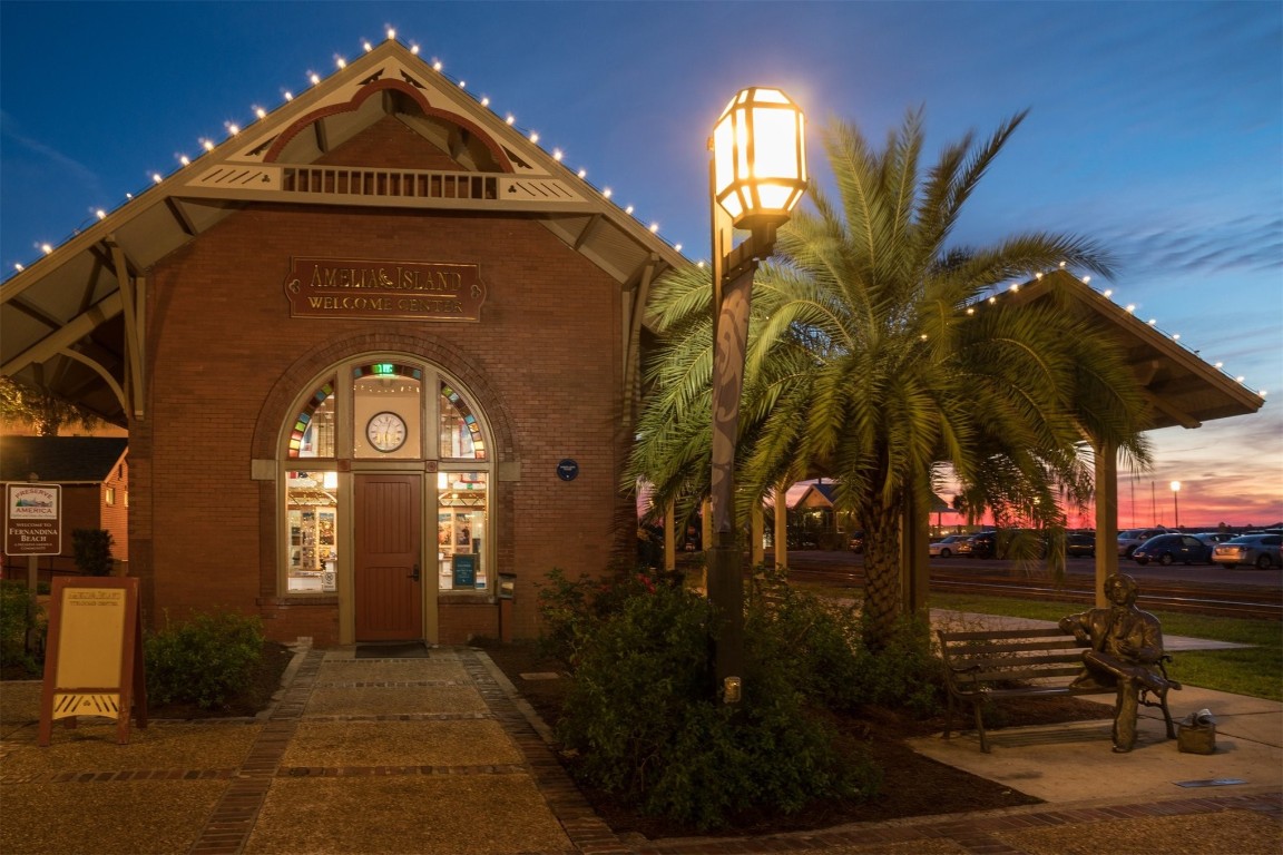 22 North 4th Street Fernandina Beach, FL 32034 - Photo 99 of 100 The tourist visitor center in downtown Fernandina Beach ready for Christmas and Dickens on Centre.