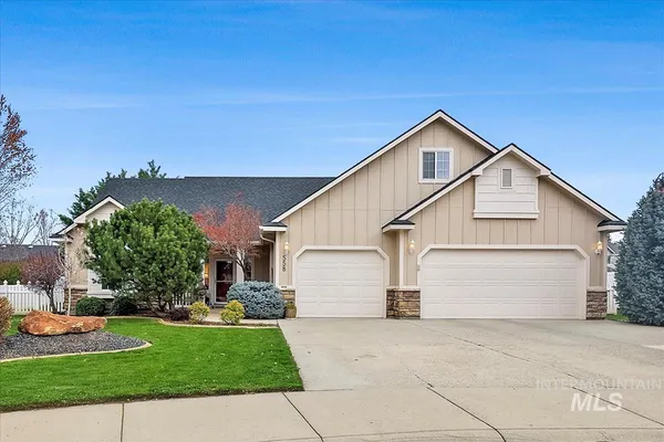 $499,900 | 558 North Cardigan Avenue, Star, ID 83669
