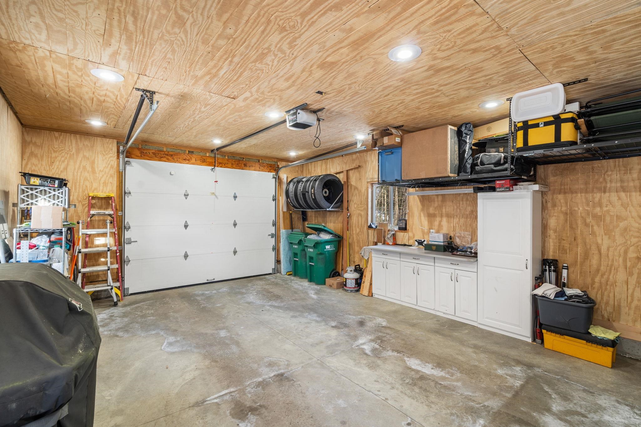 42 Scribner Road Fremont, NH 03044 - Photo 29 of 38