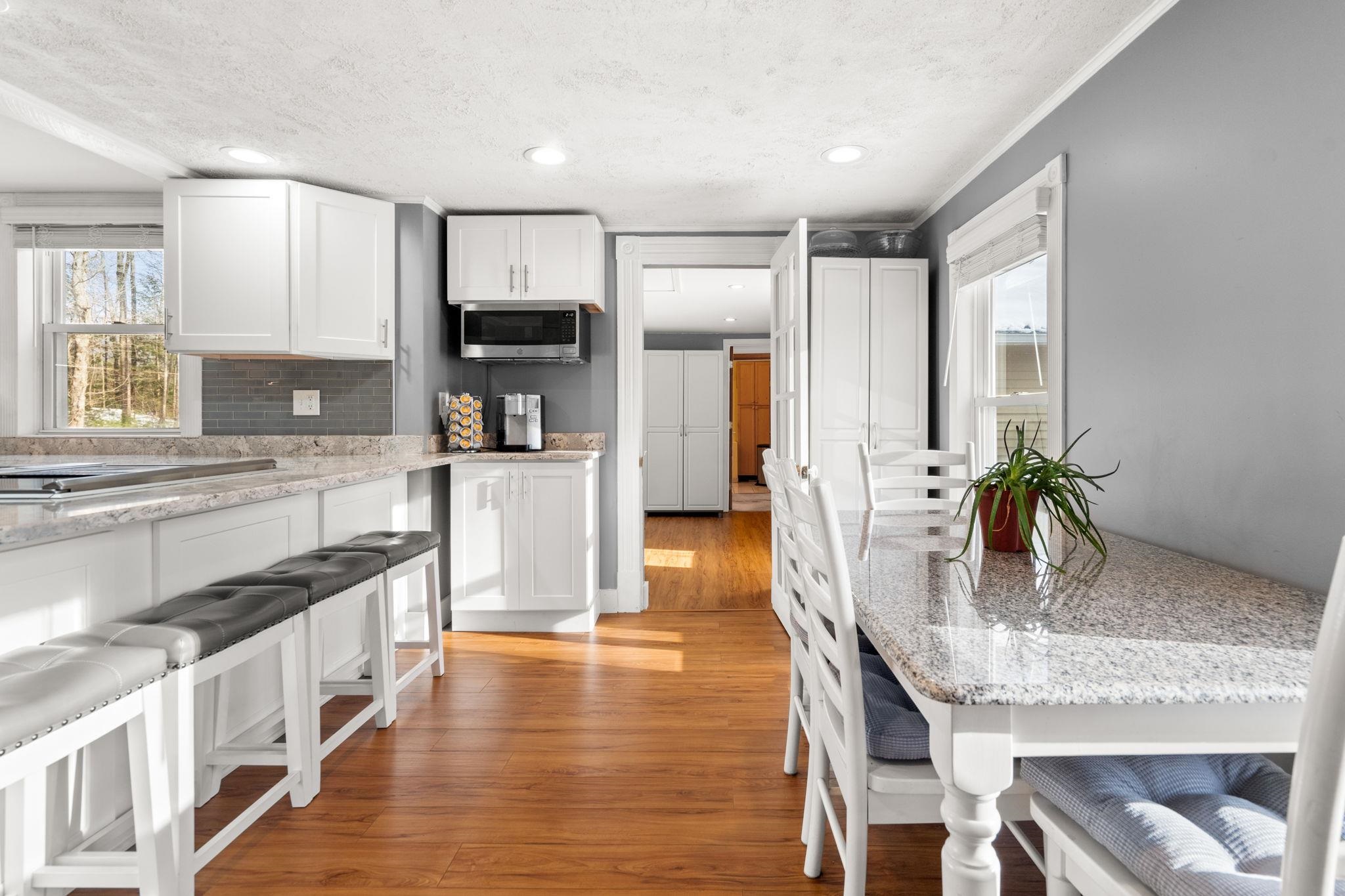 42 Scribner Road Fremont, NH 03044 - Photo 4 of 38