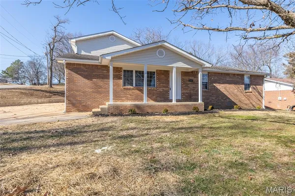 $236,900 | 2601 Forest View Street, Poplar Bluff, MO 63901