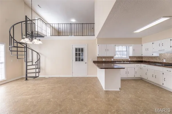 $236,900 | 2601 Forest View Street, Poplar Bluff, MO 63901