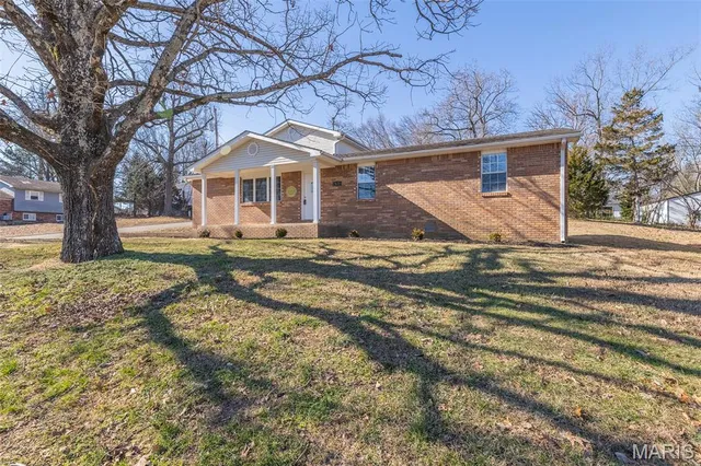$236,900 | 2601 Forest View Street, Poplar Bluff, MO 63901