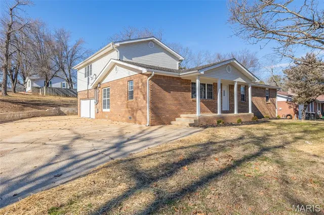 $236,900 | 2601 Forest View Street, Poplar Bluff, MO 63901
