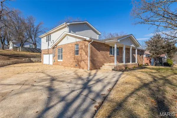 $236,900 | 2601 Forest View Street, Poplar Bluff, MO 63901